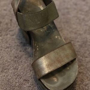 Gold OTBT wedges
